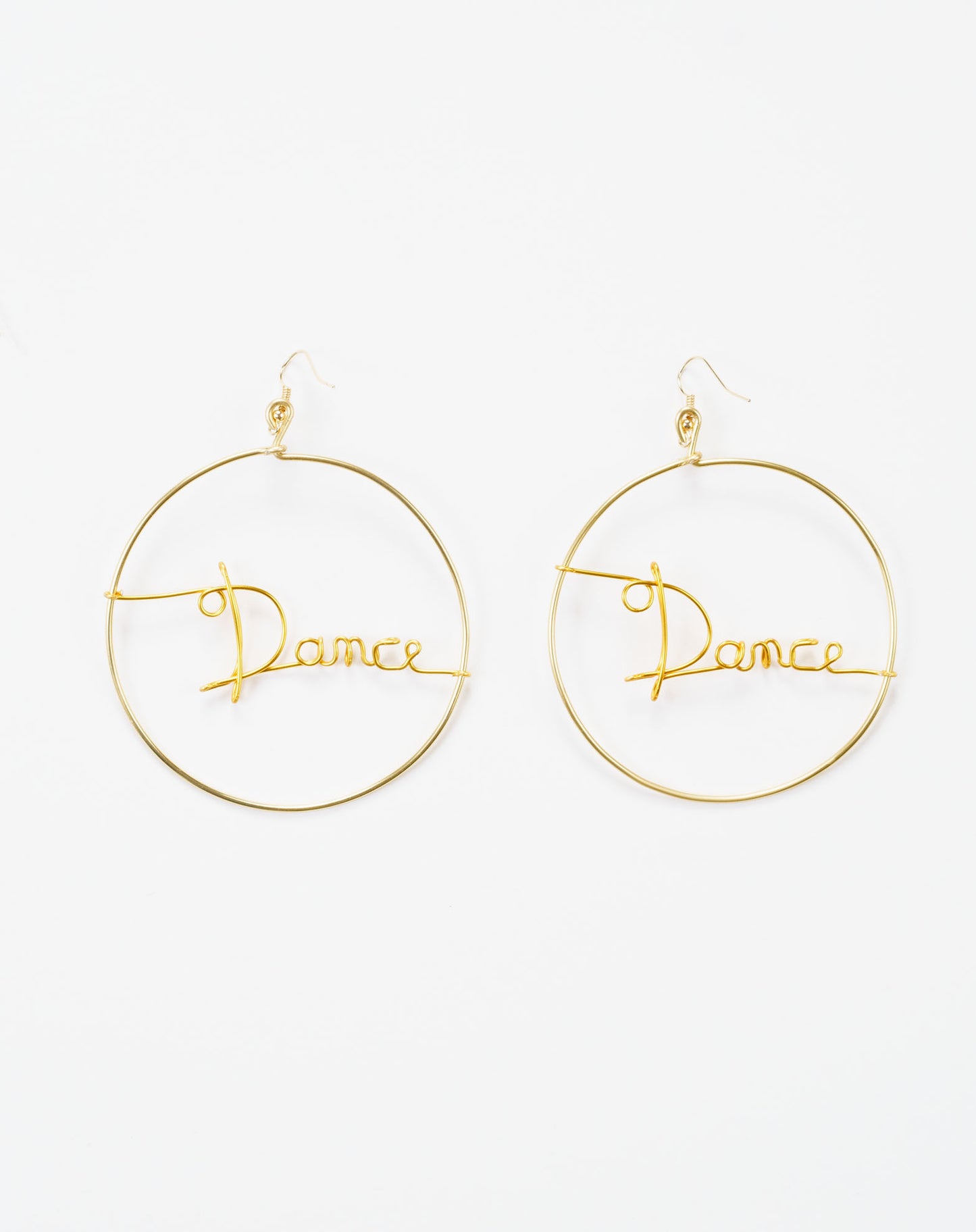 DANCE -korvakorut